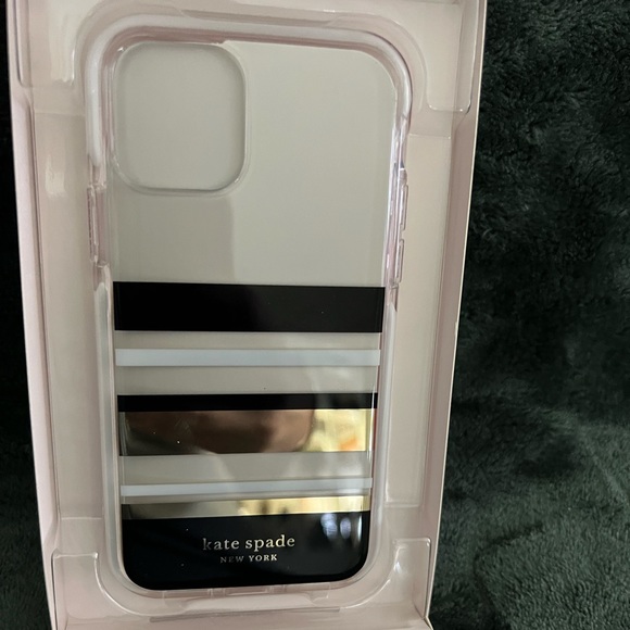 Kate Spade iPhone 11 Pro case. New - Picture 2 of 2